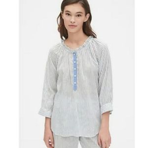 🆕️ Gap Dreamwell Stripe Ruffle-Trim sleep Shirt Super soft and oversized